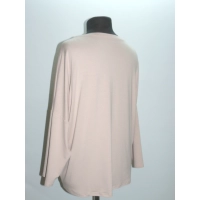 Elegancka bluzka zdobiona koronką w stylu boho - beżowa